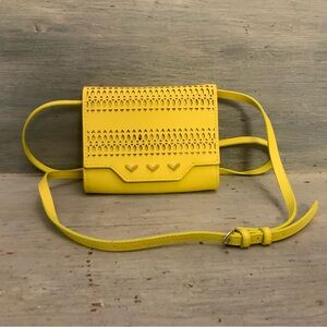 Stella & Dot Nolita Electric Yellow Sidekick Crossbody Bag Purse‎ 6x5x1 GC